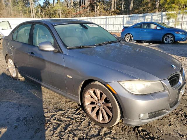 WBAPH7C50BE461497 - 2011 BMW 328 I SILVER photo 4