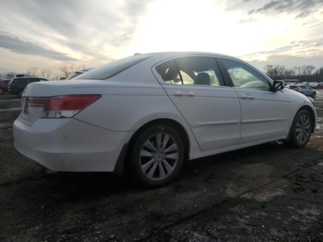 1HGCP2F82CA159264 - 2012 HONDA ACCORD EXL WHITE photo 3