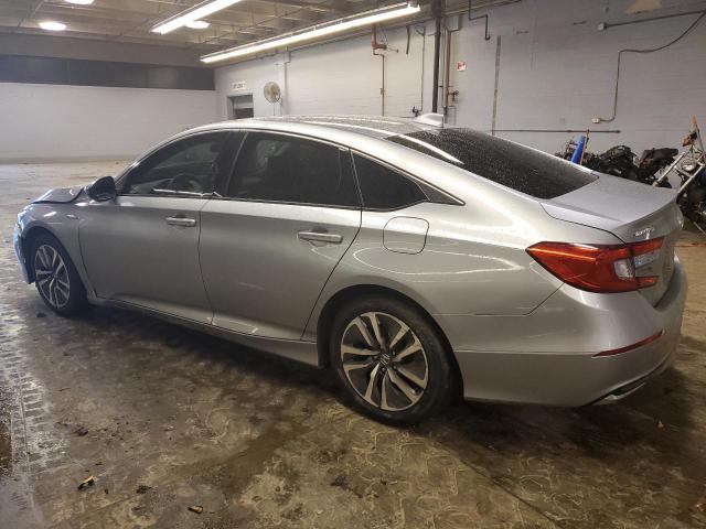 1HGCV3F14KA010108 - 2019 HONDA ACCORD HYBRID SILVER photo 2