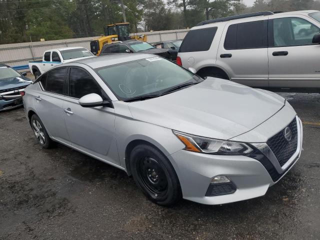 1N4BL4BV3KN326788 - 2019 NISSAN ALTIMA S SILVER photo 4