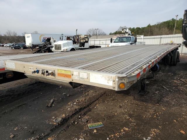 1RNF53A21KR050429 - 2019 UTILITY FLATBED TR SILVER photo 2