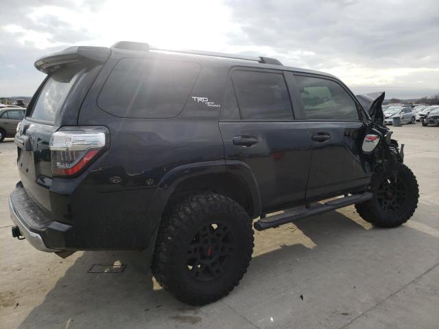 JTEBU5JR2J5552347 - 2018 TOYOTA 4RUNNER SR5/SR5 PREMIUM BLACK photo 3