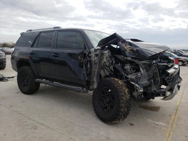 JTEBU5JR2J5552347 - 2018 TOYOTA 4RUNNER SR5/SR5 PREMIUM BLACK photo 4