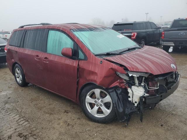 5TDKK3DC6DS301822 - 2013 TOYOTA SIENNA LE BURGUNDY photo 4