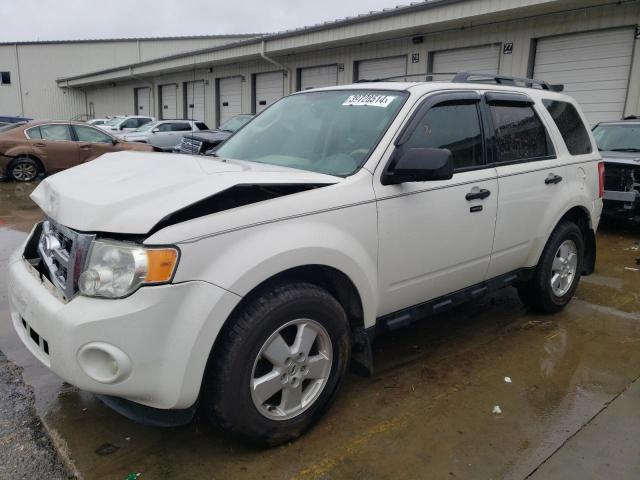 1FMCU0DG5BKB63500 - 2011 FORD ESCAPE XLT WHITE photo 1