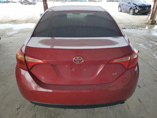 5YFBURHE6KP935405 - 2019 TOYOTA COROLLA L RED photo 6