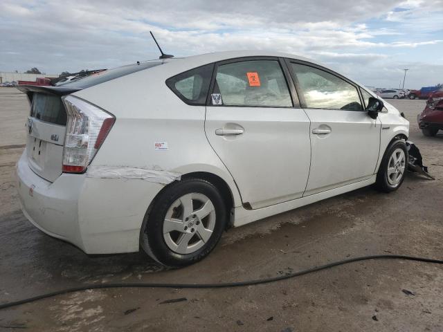 JTDKN3DUXA0090817 - 2010 TOYOTA PRIUS WHITE photo 3