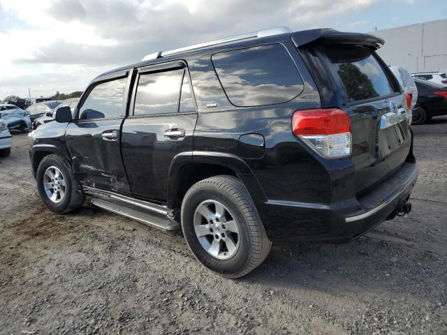 JTEZU5JR3C5040209 - 2012 TOYOTA 4RUNNER SR5 BLACK photo 2