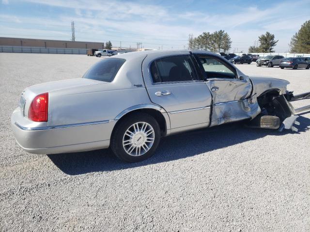 2LNHM82V09X605936 - 2009 LINCOLN TOWN CAR SIGNATURE LIMITED SILVER photo 3