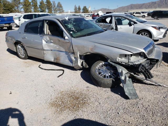 2LNHM82V09X605936 - 2009 LINCOLN TOWN CAR SIGNATURE LIMITED SILVER photo 4