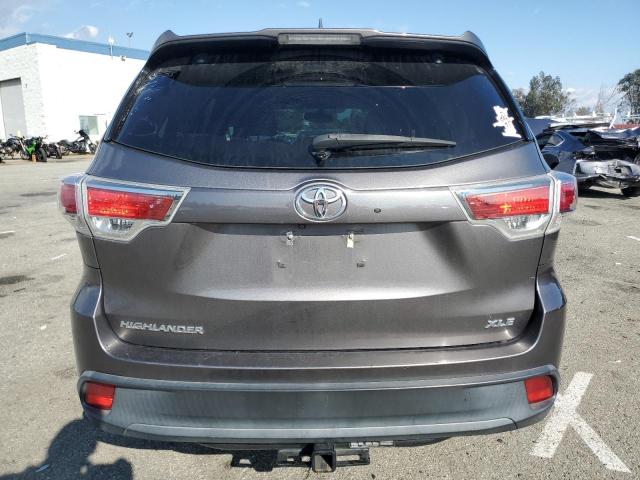 5TDKKRFH0FS084248 - 2015 TOYOTA HIGHLANDER XLE GRAY photo 6