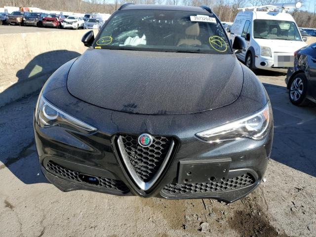 ZASPAKBN6K7C43796 - 2019 ALFA ROMEO STELVIO TI GRAY photo 5