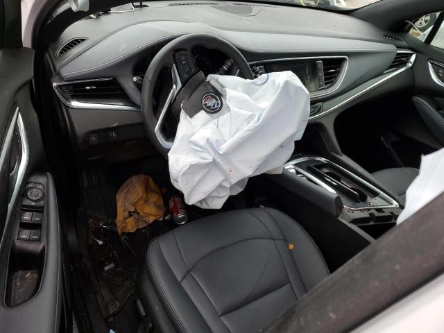 5GAERBKW3PJ248175 - 2023 BUICK ENCLAVE ESSENCE 白色 照片 8