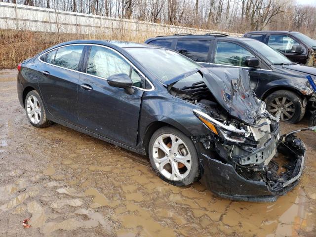 1G1BF5SM6J7122318 - 2018 CHEVROLET CRUZE PREMIER GRAY photo 4