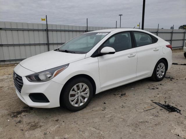 3KPC24A37JE014106 - 2018 HYUNDAI ACCENT SE WHITE photo 1