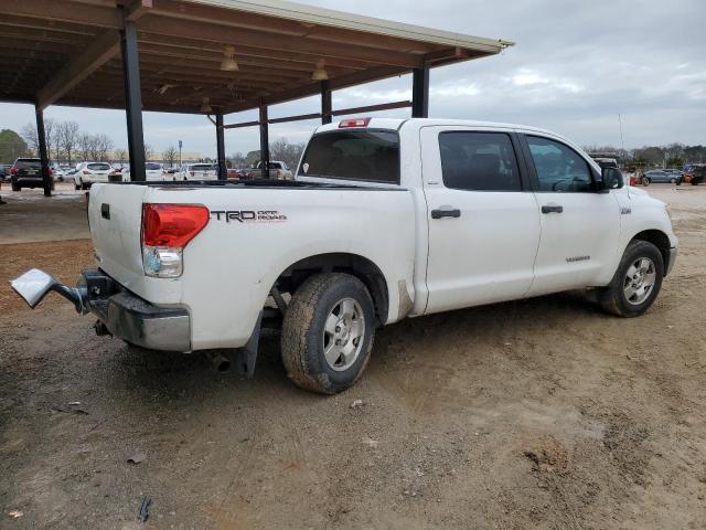 5TBEV54147S461063 - 2007 TOYOTA TUNDRA CREWMAX SR5 WHITE photo 3