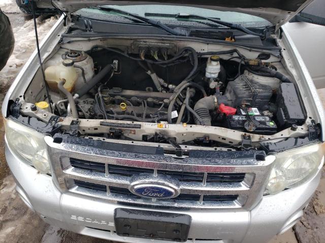 1FMCU03749KB39958 - 2009 FORD ESCAPE XLT SILVER photo 11