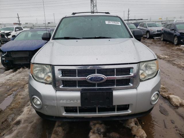 1FMCU03749KB39958 - 2009 FORD ESCAPE XLT SILVER photo 5