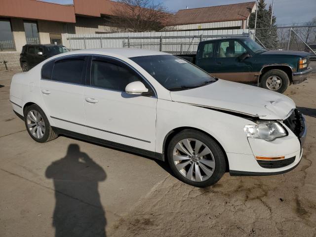 WVWGK73C66P219407 - 2006 VOLKSWAGEN PASSAT 2.0T WHITE photo 4