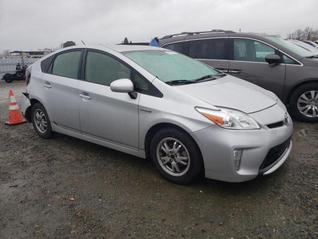 JTDKN3DU7E1757813 - 2014 TOYOTA PRIUS SILVER photo 4