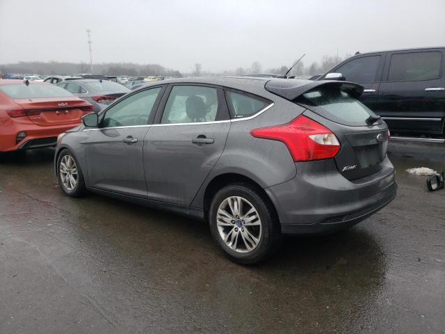 1FAHP3M27CL339214 - 2012 FORD FOCUS SEL GRAY photo 2