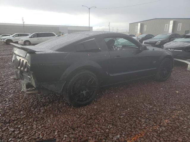 1ZVHT82HX85136854 - 2008 FORD MUSTANG GT BLACK photo 3