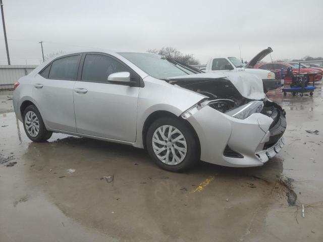 5YFBURHE1KP880247 - 2019 TOYOTA COROLLA L SILVER photo 4