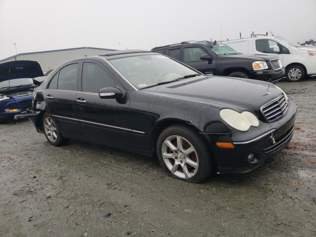 WDBRF54H27F874844 - 2007 MERCEDES-BENZ C 280 BLACK photo 4