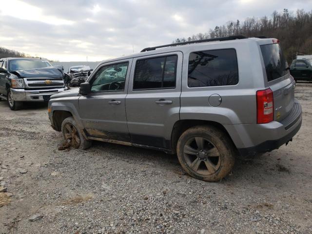 1C4NJRFB2FD394960 - 2015 JEEP PATRIOT LATITUDE SILVER photo 2