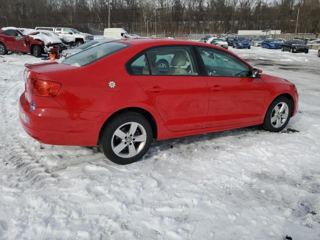 3VWLL7AJ3BM132638 - 2011 VOLKSWAGEN JETTA TDI RED photo 3