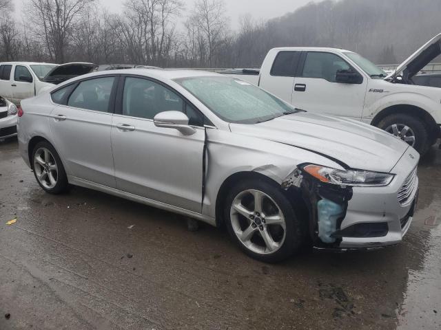 1FA6P0HD4E5357985 - 2014 FORD FUSION SE SILVER photo 4