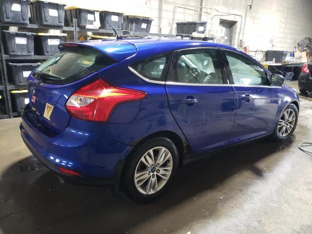 1FAHP3M2XCL313982 - 2012 FORD FOCUS SEL BLUE photo 3