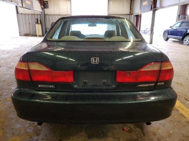 1HGCG164XXA032825 - 1999 HONDA ACCORD LX GREEN photo 6