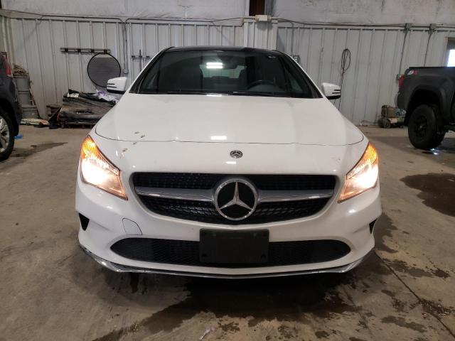 WDDSJ4GB9JN629934 - 2018 MERCEDES-BENZ CLA 250 4MATIC WHITE photo 5