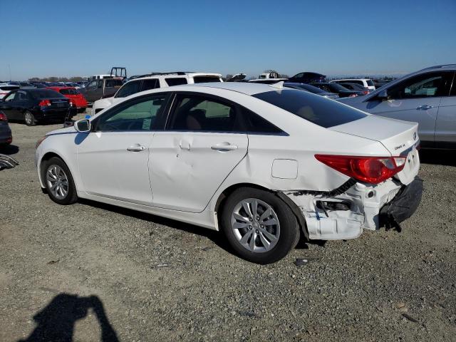 5NPEB4AC0BH278046 - 2011 HYUNDAI SONATA GLS WHITE photo 2