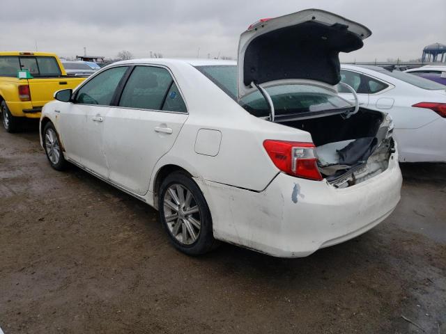 4T1BD1FK2DU073327 - 2013 TOYOTA CAMRY HYBRID WHITE photo 2