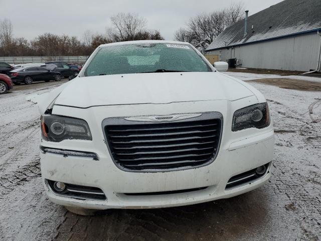 2C3CCAGG6EH273500 - 2014 CHRYSLER 300 S WHITE photo 5