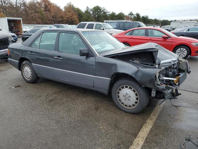 WDBEA32E7PB940774 - 1993 MERCEDES-BENZ 300 E GRAY photo 4