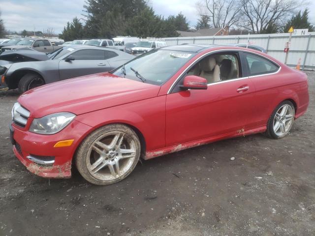 WDDGJ4HB1DF999682 - 2013 MERCEDES-BENZ C 250 RED photo 1