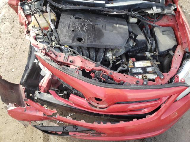 2T1BU4EE9DC970790 - 2013 TOYOTA COROLLA BASE RED photo 11