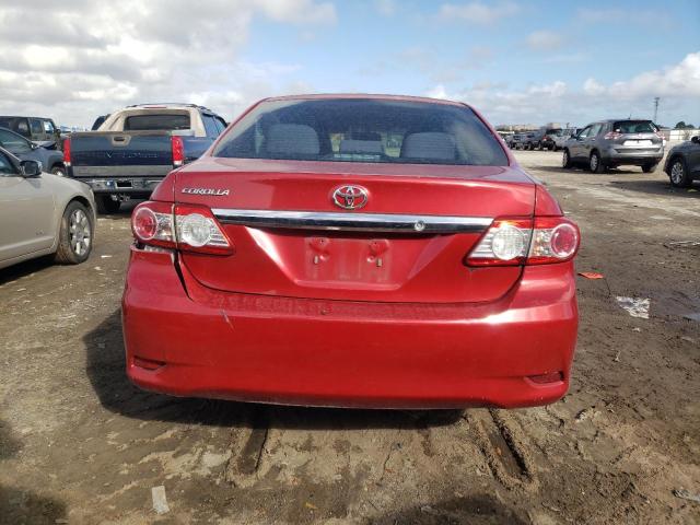 2T1BU4EE9DC970790 - 2013 TOYOTA COROLLA BASE RED photo 6