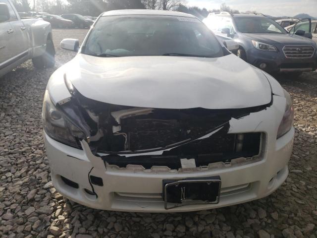 1N4AA5AP1EC431890 - 2014 NISSAN MAXIMA S WHITE photo 5