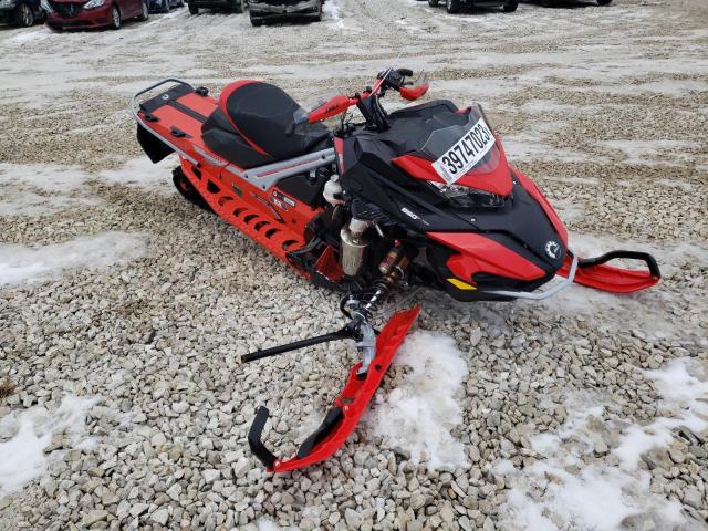 YH2LSUNX5NR000159 - 2022 LYNX SNOWMOBILE RED photo 1