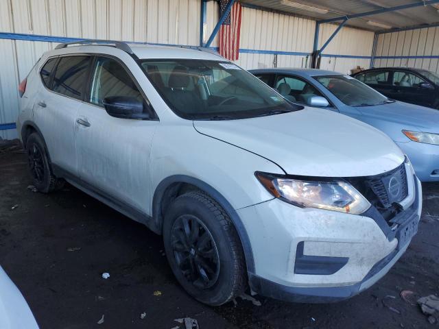 KNMAT2MVXHP615607 - 2017 NISSAN ROGUE S WHITE photo 4