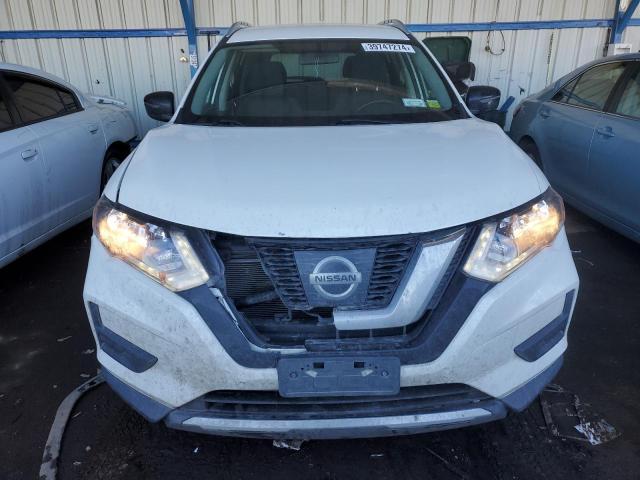 KNMAT2MVXHP615607 - 2017 NISSAN ROGUE S WHITE photo 5