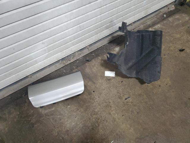 5GAEVAKW0KJ310663 - 2019 BUICK ENCLAVE ESSENCE 白色 照片 13