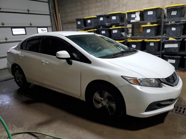 19XFB2F52DE044694 - 2013 HONDA CIVIC LX WHITE photo 4