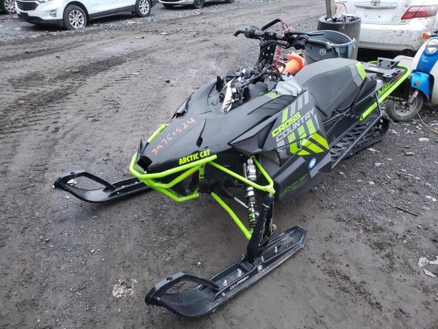 4UF17SNW5HT116290 - 2017 OTHER SNOWMOBILE TWO TONE photo 2