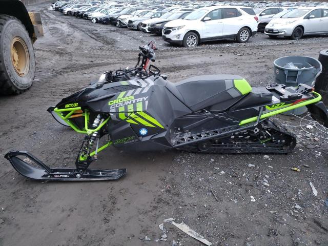 4UF17SNW5HT116290 - 2017 OTHER SNOWMOBILE TWO TONE photo 5