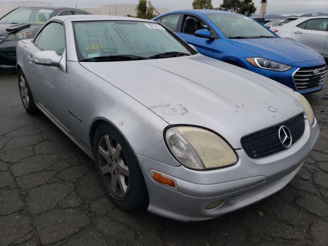 WDBKK49F03F287020 - 2003 MERCEDES-BENZ SLK 230 KOMPRESSOR SILVER photo 4